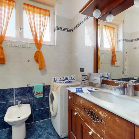 House Antica Romana By World