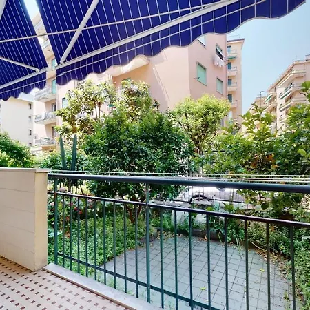 Apartment House Antica Romana By World *