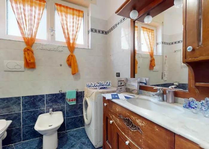 House Antica Romana By World